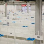 02.12.2020 Kielce. Budowa szpitala tymczasowego w Targach Kielce / Wiktor Taszłow / Radio Kielce