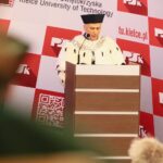 07.10.2020. Kielce. Politechnika Świętokrzyska. Rozpoczęcie roku akademickiego. Przemawia prof. Zbigniew Koruba – rektor Politechniki Świętokrzyskiej / Wiktor Taszłow / Radio Kielce