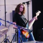 04.12.2020. Studio Gram Radia Kielce. Koncert zespołu Tom Holder / Wiktor Taszłow / Radio Kielce