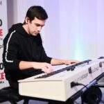 04.12.2020. Studio Gram Radia Kielce. Koncert zespołu Tom Holder / Wiktor Taszłow / Radio Kielce