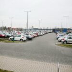 08.12.2020. Kielce. Parking przed Starostwem Powiatowym / Wiktor Taszłow / Radio Kielce