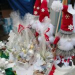 12.12.2020. Kielce. Dekoracje świąteczne na targowisku miejskim / Wiktor Taszłow / Radio Kielce