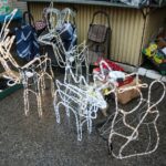 12.12.2020. Kielce. Dekoracje świąteczne na targowisku miejskim / Wiktor Taszłow / Radio Kielce