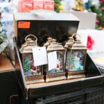 12.12.2020. Kielce. Dekoracje świąteczne na targowisku miejskim / Wiktor Taszłow / Radio Kielce