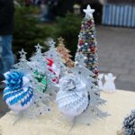 12.12.2020. Kielce. Dekoracje świąteczne na targowisku miejskim / Wiktor Taszłow / Radio Kielce