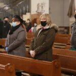 13.12.2020 Kielce. Przekazanie Betlejemskiego Światła Pokoju / Wiktor Taszłow / Radio Kielce