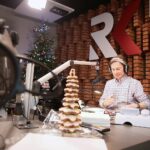 15.12.2020 Radio Kielce. Drugi dzień akcji „Choinka pod choinkę 2020”. Paweł Solarz / Wiktor Taszłow / Radio Kielce