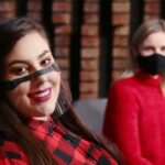 16.12.2020. Radio Kielce. Finał trzeciego dnia akcji Radia Kielce "Choinka pod choinkę". Na zdjęciu: Agata Kołodziej, Katarzyna Lisowska / Wiktor Taszłow / Radio Kielce