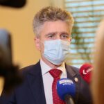18.12.2020. Kielce. Wojewoda świętokrzyski przyznał nagrody "Czyste Serca". Na zdjęciu: Krzysztof Słoń - senator / Wiktor Taszłow / Radio Kielce