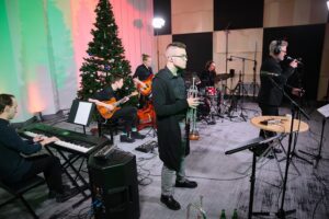 18.12.2020. Studiu Gram Radia Kielce. Koncert Piotr Salata i Kuba Kowalski Quartet / Wiktor Taszłow / Radio Kielce