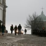 25.12.2020 Święty Krzyż. Turyści / Wiktor Taszłow / Radio Kielce