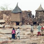 30.01.2021. Muzyczne podróże. Kraina Dongów. Mali / Danuta Rasała