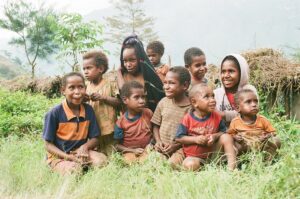 30.01.2021. Muzyczne podróże. Dolina Baliem. Papua Zachodnia. Indonezja / Danuta Rasała