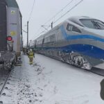 16.01.2021. Psary. Ewakuacja pociągu relacji Warszawa - Zakopane / OSP KSRG Secemin