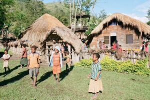 30.01.2021. Muzyczne podróże. Dolina Baliem. Papua Zachodnia. Indonezja / Danuta Rasała