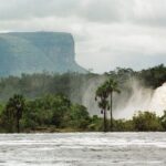 23.01.2021. Muzyczne podróże. Wenezuela. Park Narodowy Canaima / Danuta Rasała