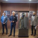 28.01.2021 Skarżysko-Kamienna. Wernisaż wystawy „Bunt robotników grudzień 70 – luty 71” oraz „Przełom. Sierpień 1980 i Solidarność” w Muzeum im. Orła Białego. Na zdjęciu (od lewej): Robert Bodo - wicedyrektor muzeum, Grzegorz Bień - dyrektor muzeum, radny Jerzy Stopa, Krzysztof Myszka - wiceprezydent miasta / Muzeum im. Orła Białego