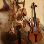 03.01.2021 Ćmielów. Zbiory instrumentów muzycznych Stanisława Jacka Machały / Emilia Sitarska / Radio Kielce