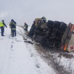 13.01.2021. Gmina Ćmielów. Wypadek cysterny / KPP w Ostrowcu Świętokrzyskim