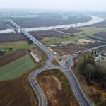 14.12.2020. Nowy Korczyn. Most przez Wisłę łączący województwa świętokrzyskie i małopolskie / Jarosław Kubalski / Radio Kielce