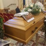 05.06.2020. Kałków. Modlitwa pożegnalna ks. Czesława Wali / Anna Głąb / Radio  Kielce