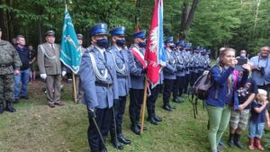 12.09.2020 Wykus. Uroczystości upamiętniające żołnierzy Jana Piwnika „Ponurego” i Eugeniusza Kaszyńskiego „Nurta”. / Anna Głąb / Radio Kielce