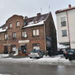 Końskie. Kamienica przy ulicy Spółdzielczej. Do jej budowy wykorzystano cerkiewne cegły / Magdalena Galas-Klusek / Radio Kielce