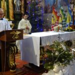 06.01.2021. Sędziszów. Parafia pw. Świętych Apostołów Piotra i Pawła. Święto Trzech Króli / Ewa Pociejowska-Gawęda / Radio Kielce