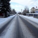 13.01.2021. Zima - droga powiatowa w Skroniowie / Ewa Pociejowska-Gawęda / Radio Kielce