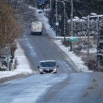 13.01.2021. Zima - droga powiatowa w Skroniowie / Ewa Pociejowska-Gawęda / Radio Kielce