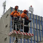 11.01.2021. Kielce. Demontaż świątecznych iluminacji / Piotr Kwaśniewski / Radio Kielce