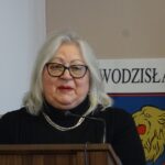 20.01.2021 Wodzisław. Pierwsza sesja Rady Miejskiej w Wodzisławiu. Na zdjęciu: Teresa Szwaczka, prezes towarzystwa Przyjaciół Wodzisławia / Ewa Pociejowska-Gawęda / Radio Kielce