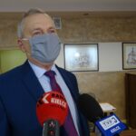 20.01.2021 Wodzisław. Pierwsza sesja Rady Miejskiej w Wodzisławiu. Na zdjęciu: Leszek Krzelowski, przewodniczący Rady Miejskiej w Wodzisławiu / Ewa Pociejowska-Gawęda / Radio Kielce