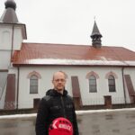 24.01.2021. Stojewsko. Miejsce pierwszej partyzanckiej akcji rozbrojeniowej kolonii niemieckiej. Na zdjęciu: historyk Marek Teper / Ewa Pociejowska-Gawęda / Radio Kielce