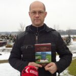 24.01.2021. Stojewsko. Miejsce pierwszej partyzanckiej akcji rozbrojeniowej kolonii niemieckiej. Na zdjęciu: historyk Marek Teper / Ewa Pociejowska-Gawęda / Radio Kielce