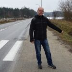 24.01.2021. Stojewsko. Miejsce pierwszej partyzanckiej akcji rozbrojeniowej kolonii niemieckiej. Na zdjęciu: historyk Marek Teper / Ewa Pociejowska-Gawęda / Radio Kielce