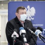 11.01.2021. Kielce. Konferencja prasowa wojewody świętokrzyskiego. Na zdjęciu: Jarosław Ciura - dyrektor Wojewódzkiej Stacji Sanitarno-Epidemiologicznej w Kielcach / Piotr Kwaśniewski / Radio Kielce