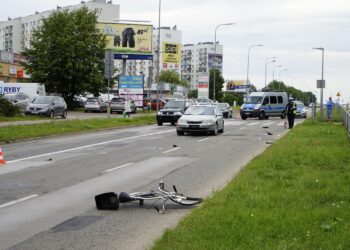 25.08.2020 Kielce. Potrącenie rowerzysty na ulicy Warszawskiej / Dionizy Krawczyński / Radio Kielce