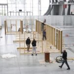 05.11.2020. Kielce. Budowa szpitala tymczasowego w Targach Kielce / Jarosław Kubalski / Radio Kielce