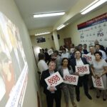 28.06.2020. Kielce. Sztab wyborczy PiS. Na zdjęciu (trzeci z lewej): Marek Kwitek - poseł PiS. Pierwszy z prawej: Mirosław Gębski - starosta kielecki, drugi z prawej: Piotr Wawrzyk - wiceminister spraw zagranicznych / Jarosław Kubalski / Radio Kielce