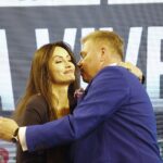 13.08.2020. Kielce. Konferencja prasowa. Na zdjęciu (od lewej): Jagoda Iwańczuk - prezes Van Pur SA, Bertus Servaas - Łomża Vive Kielce / Jarosław Kubalski / Radio Kielce