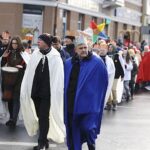 06.01.2020 Kielce. Orszak Trzech Króli. Na zdjęciu (od lewej): Marcin Janaszek - WDK w Kielcach i Jarosław Machnicki - dyrektor WDK w Kielcach / Jarosław Kubalski / Radio Kielce