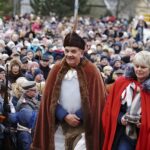 06.01.2020 Kielce. Orszak Trzech Króli. Na zdjęciu: Marek Adamczak (Talanger) - założyciel Muzeum Samochodu Papieskiego JP2 w Kielcach / Jarosław Kubalski / Radio Kielce