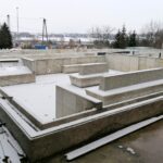 27.01.2021. Kazimierza Wielka. Budowa basenu siarkowego / Marta Gajda / Radio Kielce