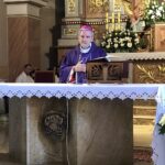 05.06.2020. Rudnik nad Sanem. Msza pogrzebowa księdza Czesława Wali. Na zdjęciu: Krzysztof Nitkiewicz - biskup sandomierski / Grażyna-Szlęzak-Wójcik / Radio Kielce