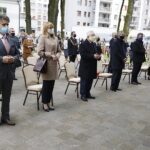 17.05.2020. Kielce. Msza święta dziękczynna za pontyfikat papieża Jana Pawła II. Na zdjęciu (od lewej): senator Krzysztof Słoń z żoną Beatą, poseł Krzysztof Lipiec - lider świętokrzyskich struktur PiS, Zbigniew Koniusz - wojewoda świętokrzyski, Andrzej Pruś - przewodniczący Sejmiku Województwa Świętokrzyskiego, Małgorzata Pruś -  dyrektor biura poselskiego posła Krzysztofa Lipca / Jarosław Kubalski / Radio Kielce