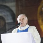 17.05.2020. Kielce. Msza święta dziękczynna za pontyfikat papieża Jana Pawła II. Na zdjęciu: ks. Stanisław Słowik - dyrektor Caritas diecezji kieleckiej / Jarosław Kubalski / Radio Kielce