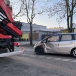 12.01.2021. Kielce. Wypadek na skrzyżowaniu Alei Solidarności i Alei Tysiąclecia Państwa Polskiego / Kamil Król / Radio Kielce