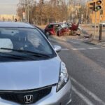 12.01.2021. Kielce. Wypadek na skrzyżowaniu Alei Solidarności i Alei Tysiąclecia Państwa Polskiego / Kamil Król / Radio Kielce