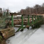 23.01.2021. Doły Biskupie. Jaz na rzece Świślinie / Robert Felczak / Radio Kielce